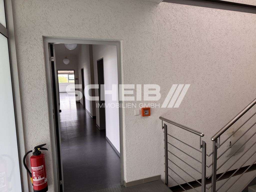 Repräsentative Bürofläche auf mehreren Stockwerken